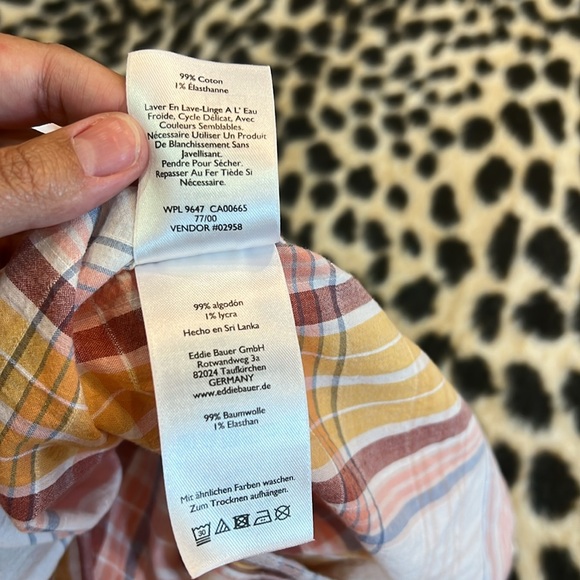Eddie Bauer size small short sleeve plaid button up top - Picture 8 of 10